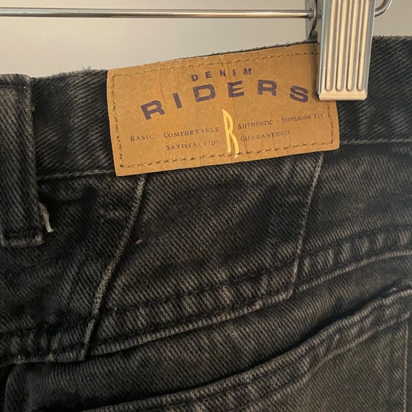 Rider Vintage High Waisted Jeans - Picture 3 of 9